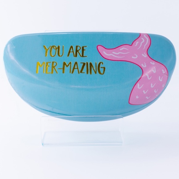 Simply Southern Accessories - 🌺Simply Southern Hard Sunglass Case | Amazing